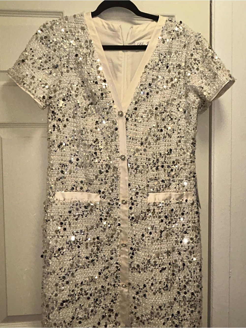 SOLD Eliza J Cream Sequin Tweed Short Sleeve Shift Dress- BRAND NEW WITH TAGS - Picture 3 of 7